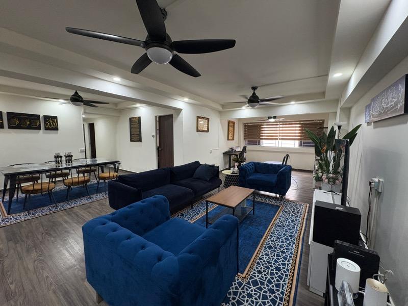 865 Woodlands Street 83 HDB Apartment For Sale, $888,000, 4 Bed 2 Bath 1,571 sqft $565.00 psf