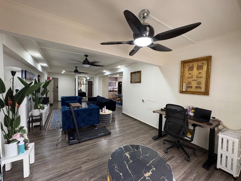 865 Woodlands Street 83 HDB Apartment For Sale, $888,000, 4 Bed 2 Bath 1,571 sqft $565.00 psf