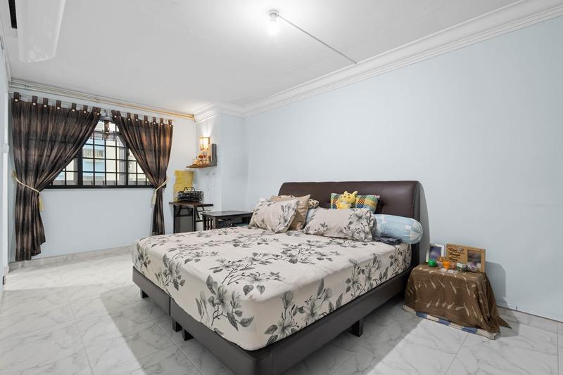 818 Woodlands Street 82 HDB Apartment For Sale, $1,200,000, 4 Bed 2 Bath 1,905 sqft $630.00 psf