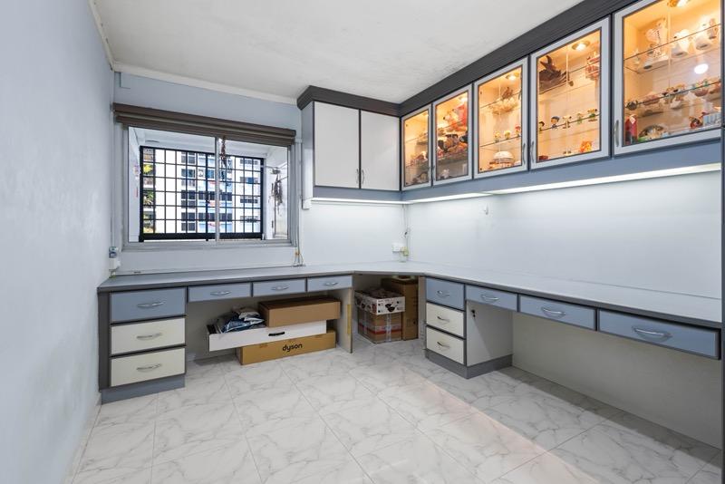 818 Woodlands Street 82 HDB Apartment For Sale, $1,200,000, 4 Bed 2 Bath 1,905 sqft $630.00 psf