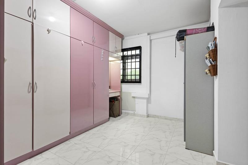 818 Woodlands Street 82 HDB Apartment For Sale, $1,200,000, 4 Bed 2 Bath 1,905 sqft $630.00 psf