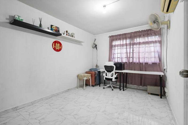 818 Woodlands Street 82 HDB Apartment For Sale, $1,200,000, 4 Bed 2 Bath 1,905 sqft $630.00 psf