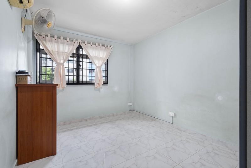 818 Woodlands Street 82 HDB Apartment For Sale, $1,200,000, 4 Bed 2 Bath 1,905 sqft $630.00 psf