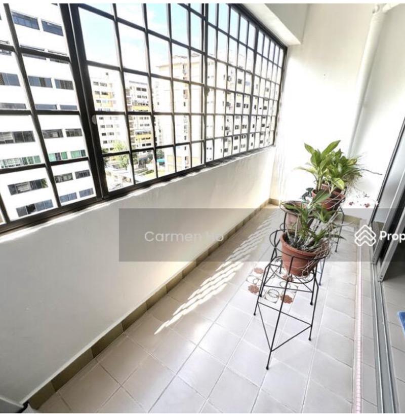 52 Telok Blangah Drive HDB Apartment For Sale, $800,000, 3 Bed 2 Bath 1,291 sqft $620.00 psf