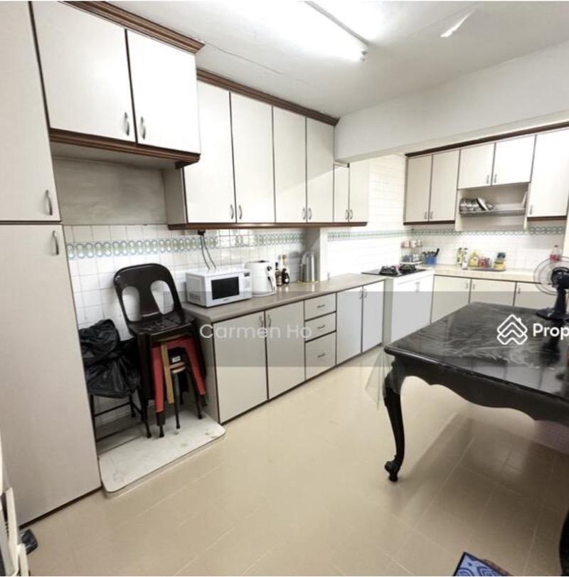 52 Telok Blangah Drive HDB Apartment For Sale, $800,000, 3 Bed 2 Bath 1,291 sqft $620.00 psf