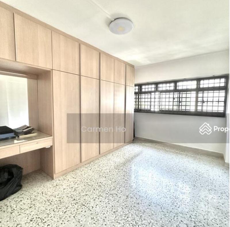 52 Telok Blangah Drive HDB Apartment For Sale, $800,000, 3 Bed 2 Bath 1,291 sqft $620.00 psf