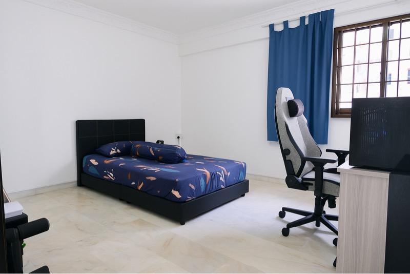 120 Pending Road HDB Apartment For Sale, $688,000, 3 Bed 2 Bath 1,302 sqft $528.00 psf