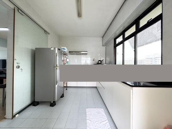 684C Woodlands Drive 62 HDB Apartment For Sale, $888,000, 4 Bed 2 Bath 1,517 sqft $585.00 psf