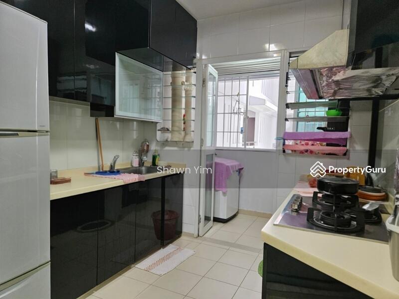 HDB Flat for Sale: Yishun, D27, 762342