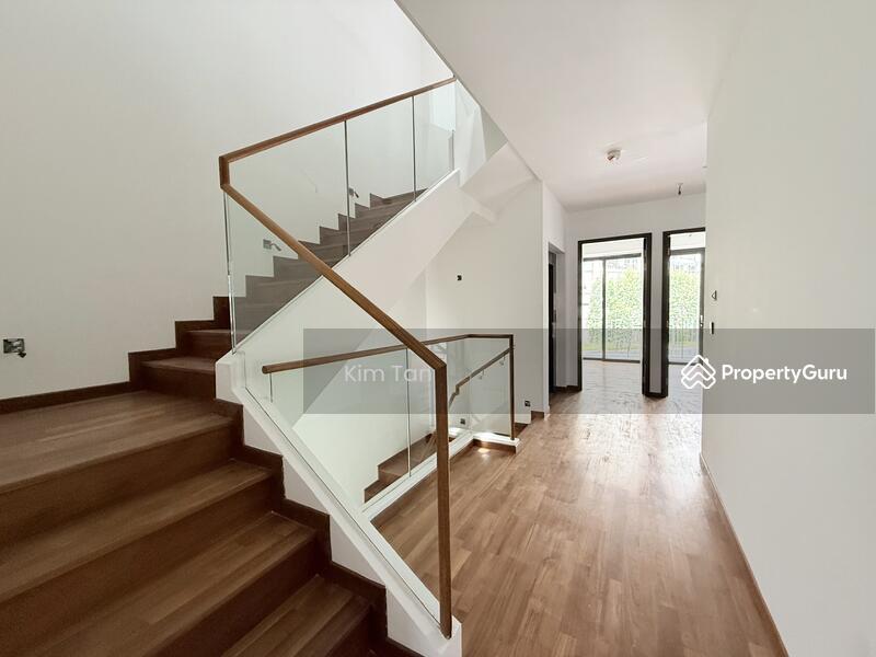 D17 Brand New Beachfront Landed For Sale