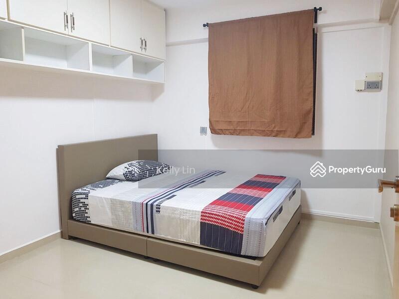 HDB Flat for Sale: D07, 180271