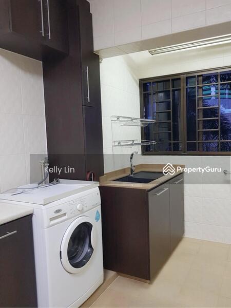 HDB Flat for Sale: D07, 180271