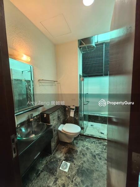 Freehold landed home– Call Amy Zeng @ 9177.2688