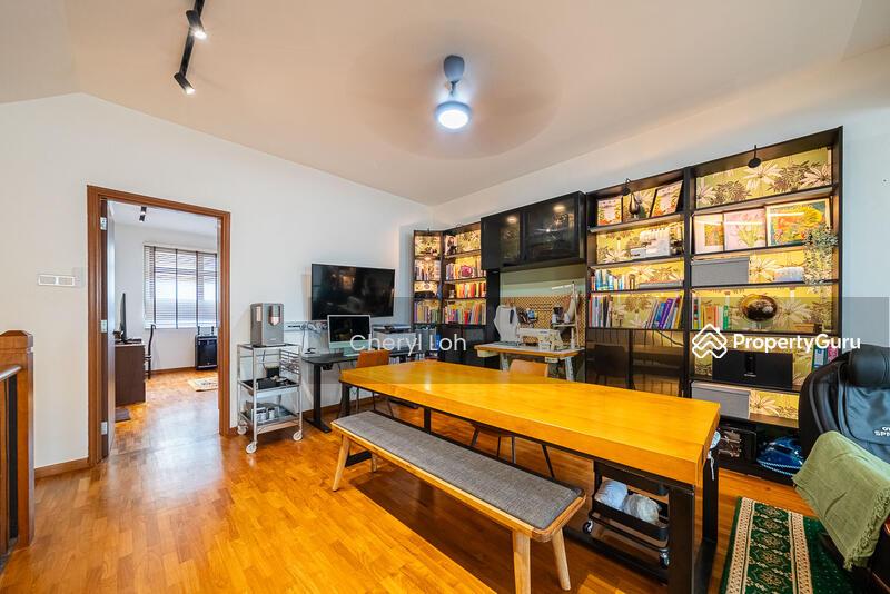 Terrace for Sale: Pasir Ris, D18, 518000