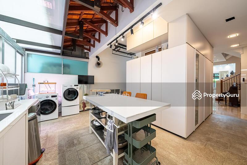 Terrace for Sale: Pasir Ris, D18, 518000
