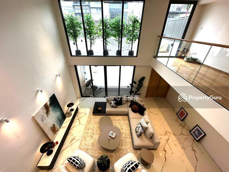 Terrace for Sale: D19, 558616