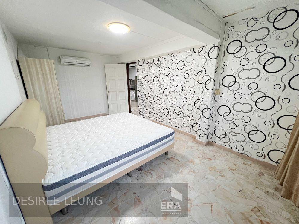 HDB - 2 room for Sale: Whampoa Drive, Whampoa, D12, 320093