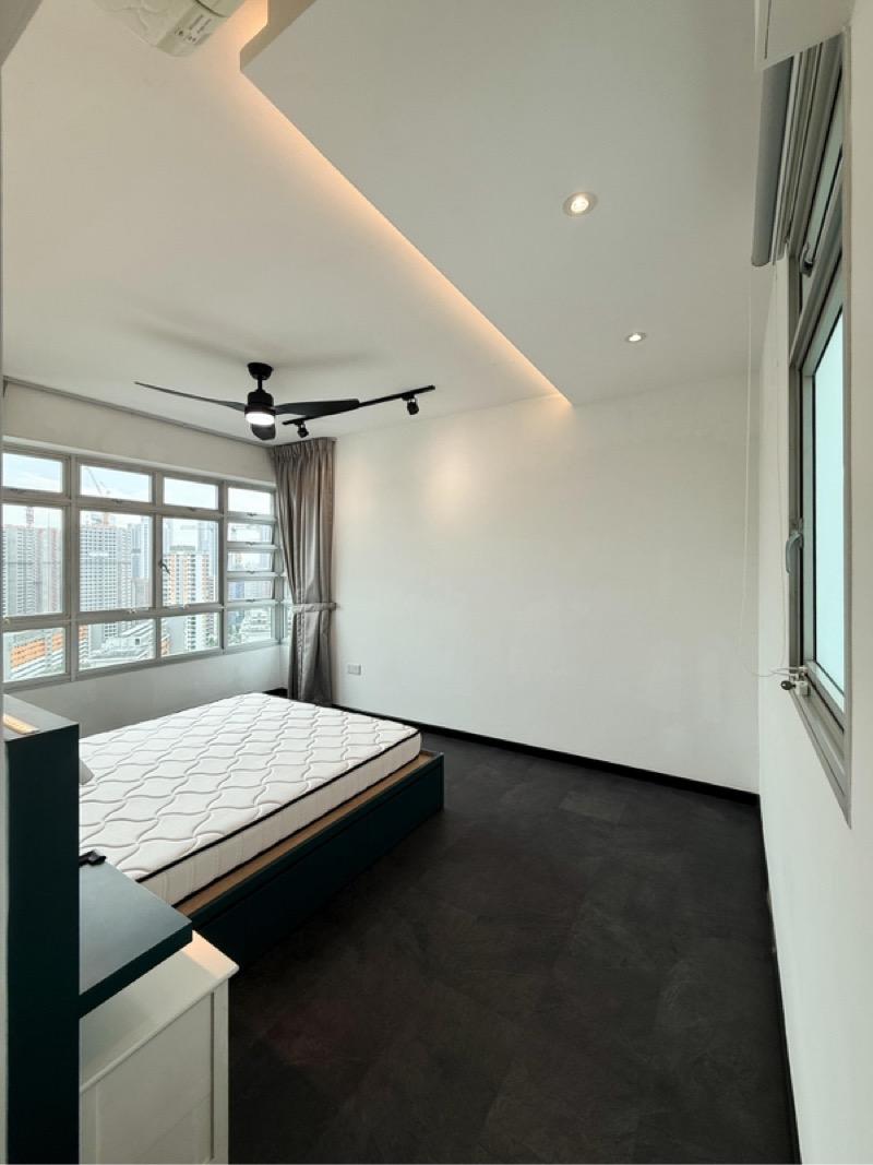 23 Ghim Moh Link HDB Apartment For Sale, $1,400,000, 3 Bed 2 Bath 1,216 sqft $1,151.00 psf