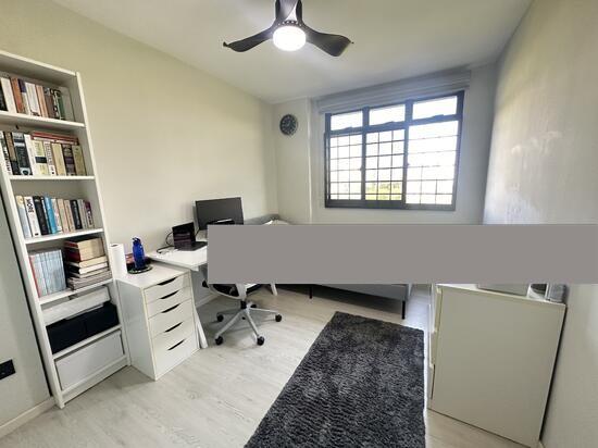 271D Jurong West Street 24 HDB Apartment For Sale, $700,000, 3 Bed 2 Bath 1,206 sqft $580.00 psf HDB Apartment | D22 Boon Lay | Prop-GPT the AI-Powered Property Guru