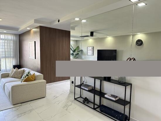 271D Jurong West Street 24 HDB Apartment For Sale, $700,000, 3 Bed 2 Bath 1,206 sqft $580.00 psf