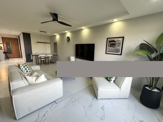 271D Jurong West Street 24 HDB Apartment For Sale, $700,000, 3 Bed 2 Bath 1,206 sqft $580.00 psf