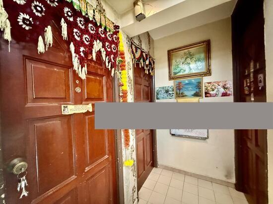 HDB Apartment for Sale: Yishun, D27, 760278