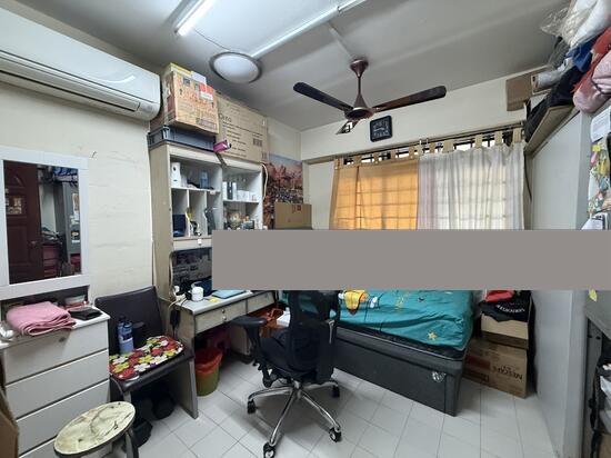 HDB Apartment for Sale: Yishun, D27, 760278