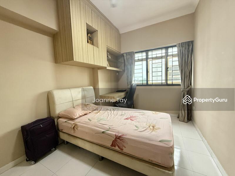 HDB Flat for Sale: D23, 670182