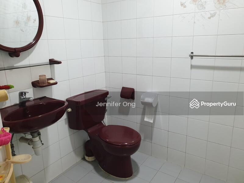 Semi-Detached for Sale: D21, 598155