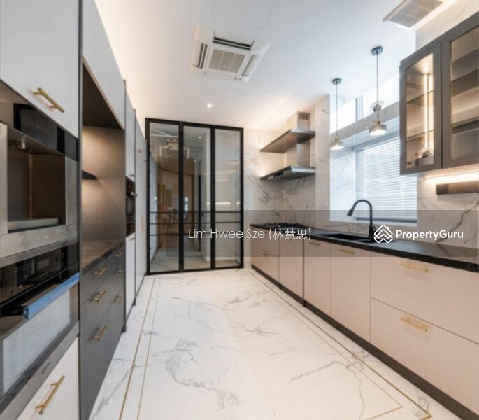 Condominium for Sale: D09, 238590