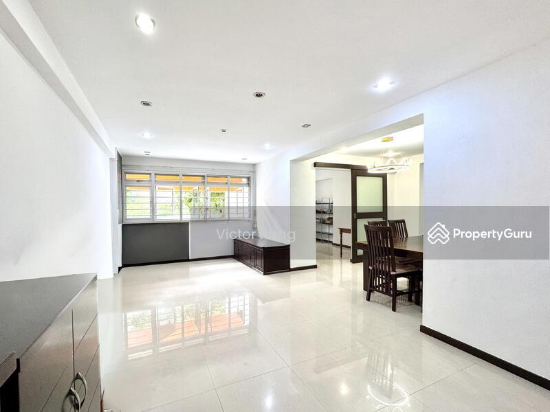 Prop-GPT: HDB Flat: D03 Commonwealth 7 Commonwealth Avenue