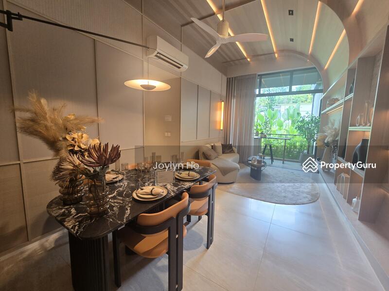 Condominium for Sale: D05, 117755