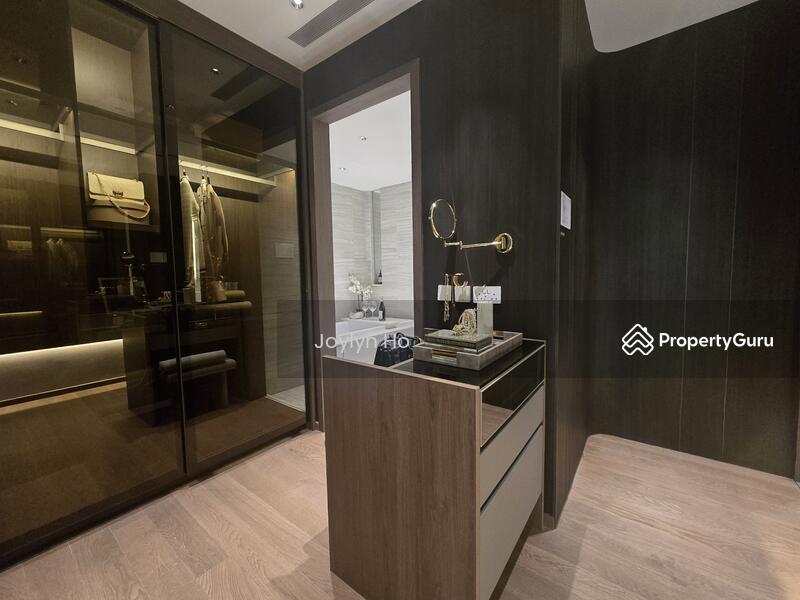 Condominium for Sale: D05, 117757