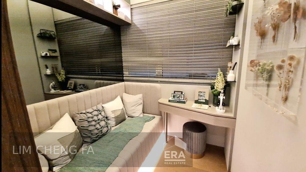 Prop-GPT: Condominium: D15 Amber Road Grand Dunman