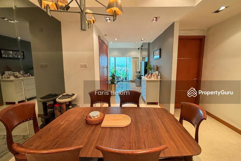 Condominium for Sale: D04, 098620