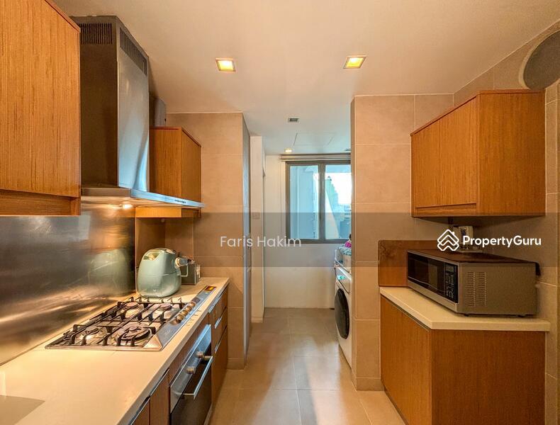 Condominium for Sale: D04, 098620