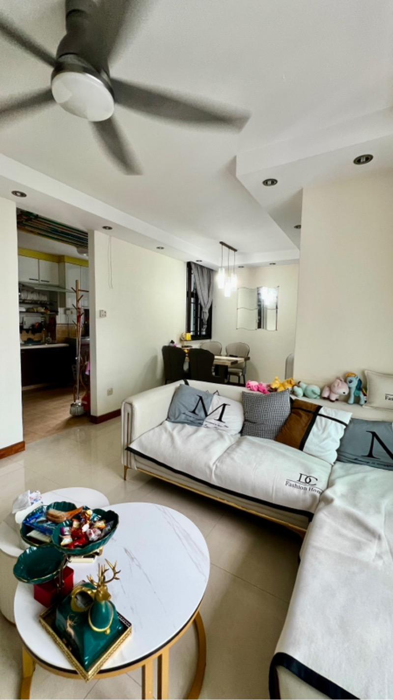 625 Senja Road HDB Apartment For Sale, $598,000, 3 Bed 2 Bath 968 sqft $618.00 psf