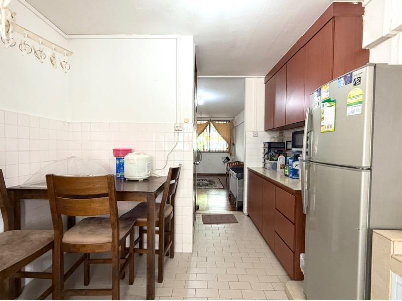HDB Apartment for Sale: Yishun, D27, 760172