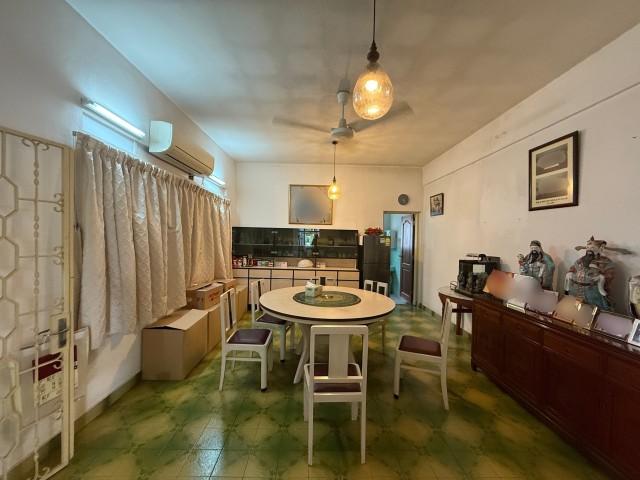 Huge Land ! GCB Area 2 Storey Bungalow for SALE Good Class Bungalow For Sale, $40,000,000, 8 Bed 6 Bath 8,000 sqft $1,895.00 psf