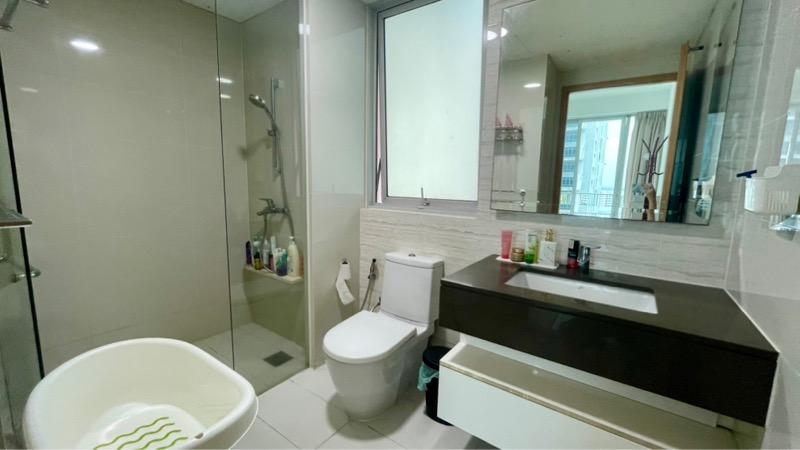 Condominium for Sale: D23, 679517