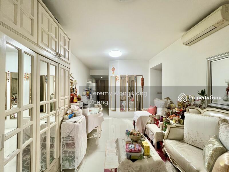 Prop-GPT: Condominium: D27 Yishun The Estuary @ Yishun
