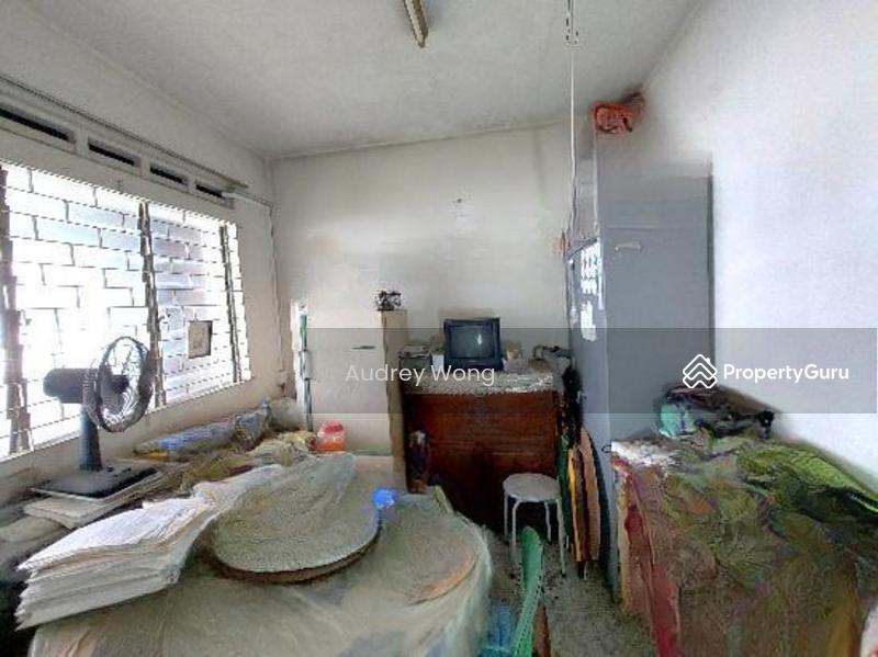 Semi-Detached for Sale: Holland, D10, 276949