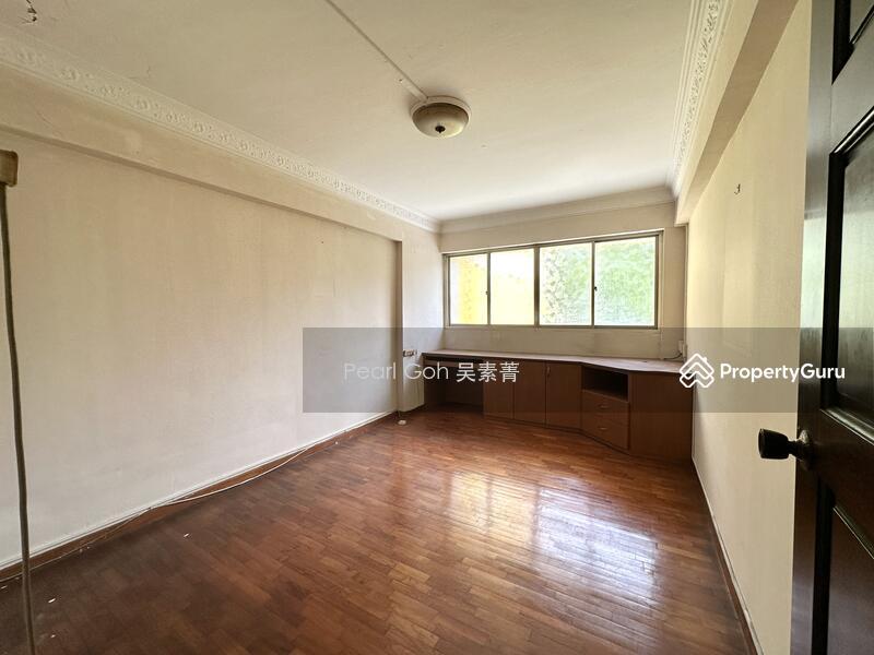 HDB Flat for Sale: Tampines, D18, 521229