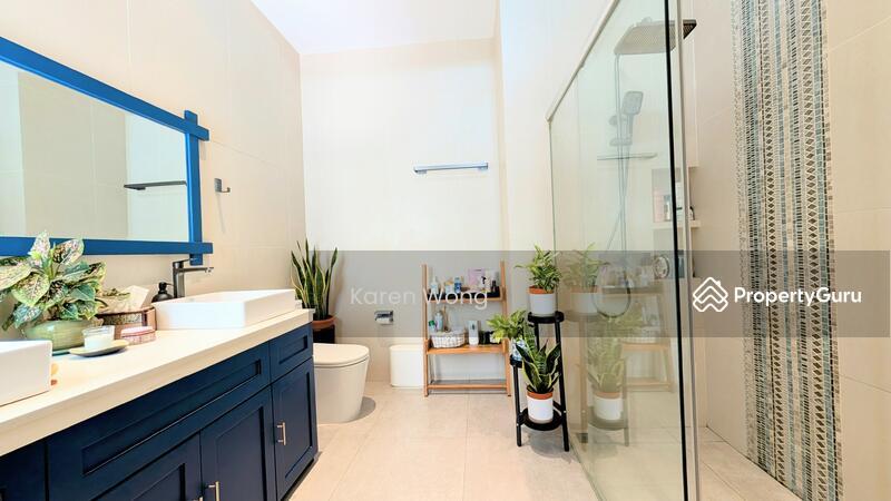 Semi-Detached for Sale: Pasir Ris, D18, 519917