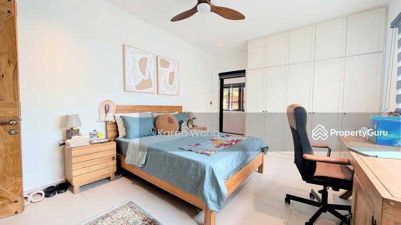 Semi-Detached for Sale: Pasir Ris, D18, 519917
