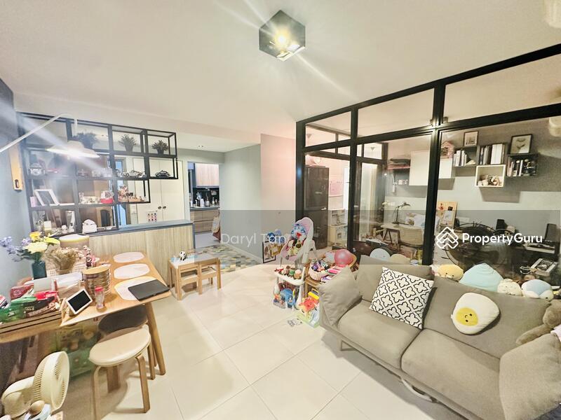 HDB Flat for Sale: D03, 141087