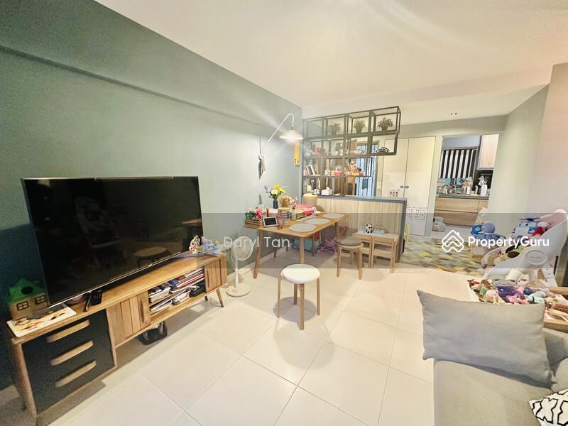HDB Flat for Sale: D03, 141087