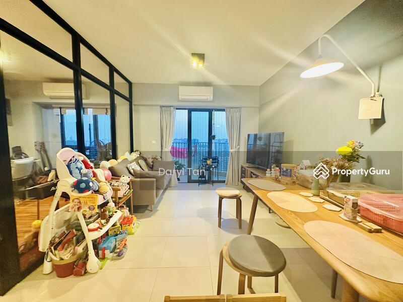 HDB Flat for Sale: D03, 141087