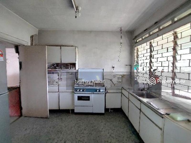 Semi-Detached for Sale: Holland, D10, 276949