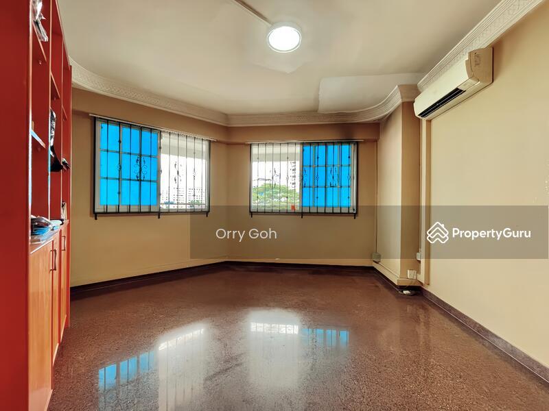 HDB Flat for Sale: Serangoon, D19, 550529